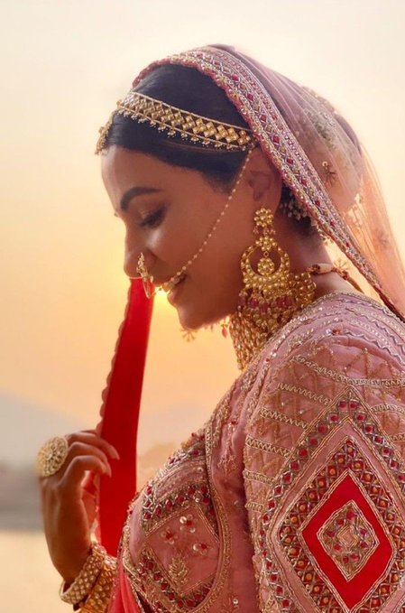 She’s the prayer I whisper to the moon and stars  

A softly sung hope beneath the night’s gentle scars  

In twilight’s hush her name drifts on the breeze  

A sacred melody that brings me to my knees  

GOOD MORNING 💐😍🌷😍🍁😍