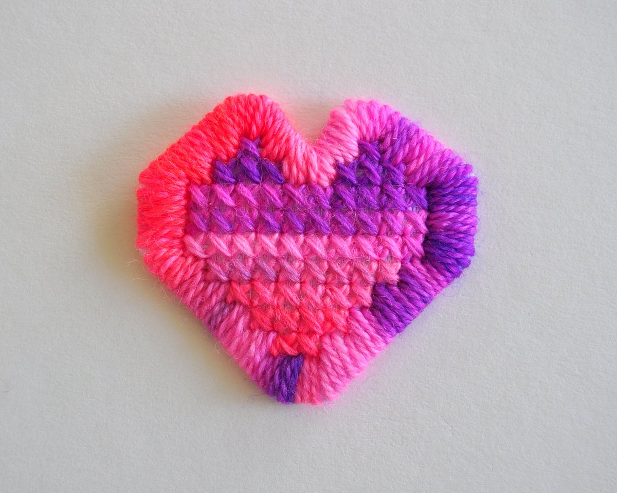 MalloryDonen's tweet image. SHOP UPDATE! ✨️🩷 

All cross-stitch patches are hand-stitched and designed locally by Mallory Donen in her art studio at the City Centre Artist Lodge, Vancouver, BC.

🔗 mallorydonen.com/shop/heart-x-s…

#mallorydonen #hearts #heartpatch #patch #crossstitch #handmade #gift