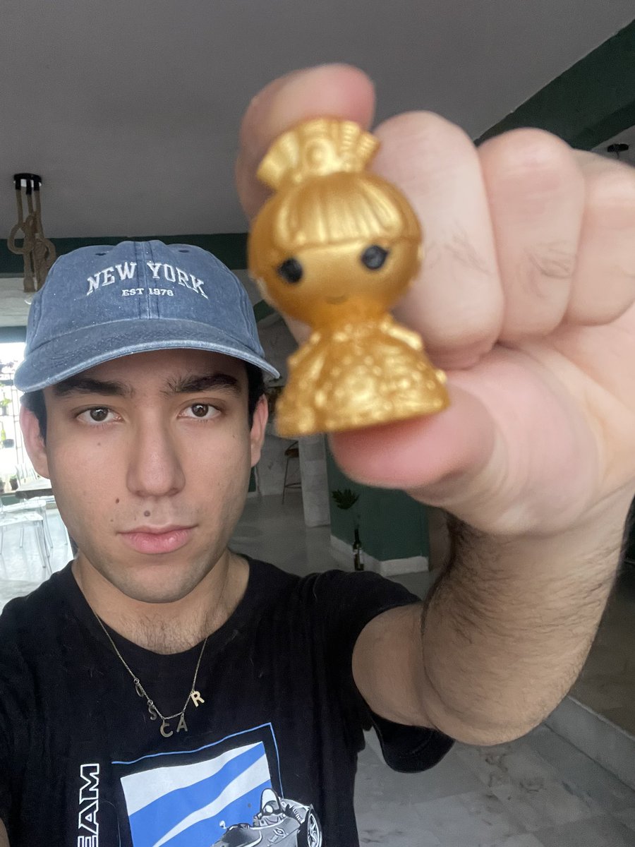 I am the owner of the one and only 24 karat gold Lalaloopsy.