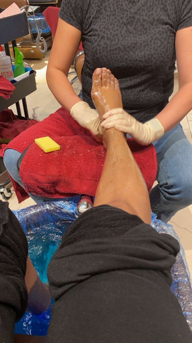 MSPARKER9's tweet photo. Getting my feet taken care of ! #feetfetısh #feet #paypig https://t.co/onZkb2sGRN