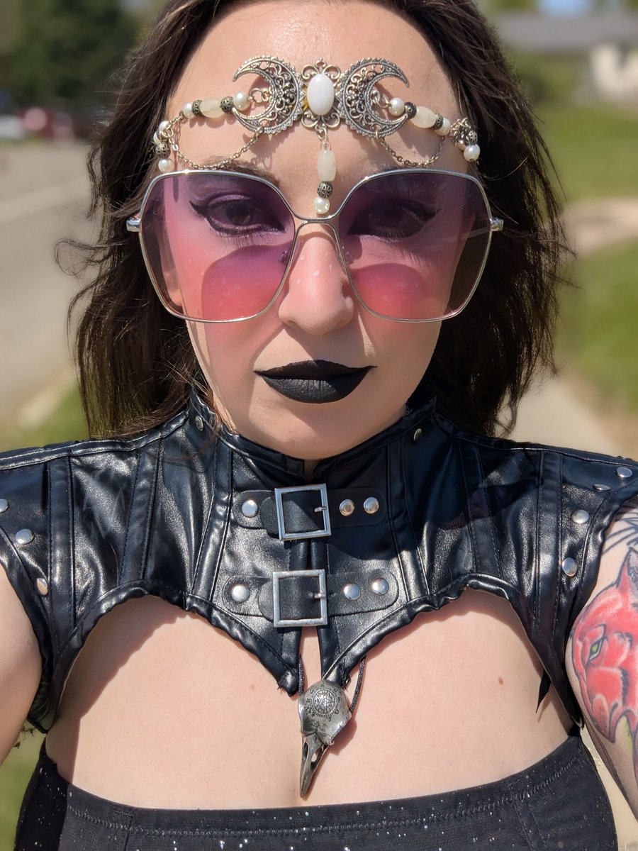 Vi of Crows 💜 tweet media