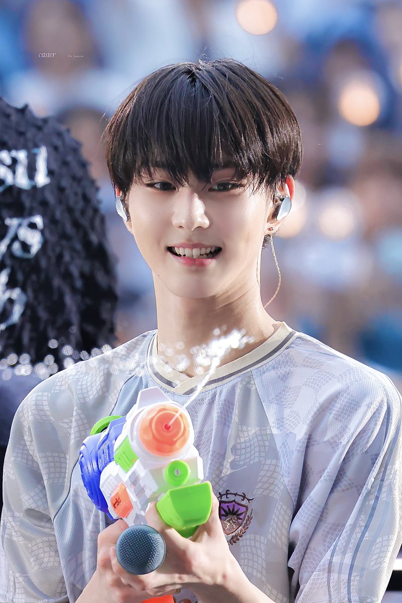 caster_jw0209's tweet image. 250706
#์ ์ #JUNGWON #ใธใงใณใฆใฉใณ
#์ํ์ดํ #ENHYPEN