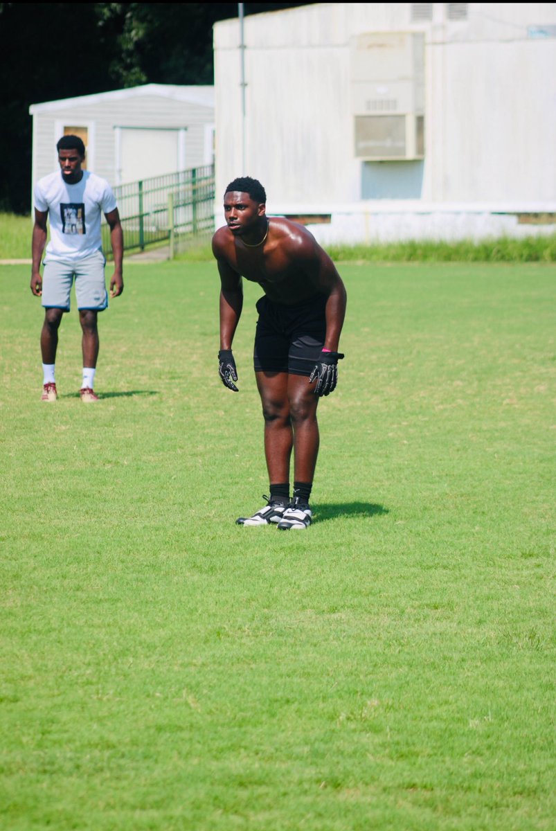 Aaron Kearse (@aaron_kearse26) on Twitter photo Dead Week don’t stop NUN💯 #DOMINATE
<a href="/William06625962/">William Rogers</a> <a href="/CoachDeMeio1/">Darren DeMeio</a> <a href="/SC_PANTHER_FB/">SUMTER COUNTY HS FOOTBALL</a> Dead Week don’t stop NUN💯 #DOMINATE
<a href="/William06625962/">William Rogers</a> <a href="/CoachDeMeio1/">Darren DeMeio</a> <a href="/SC_PANTHER_FB/">SUMTER COUNTY HS FOOTBALL</a>