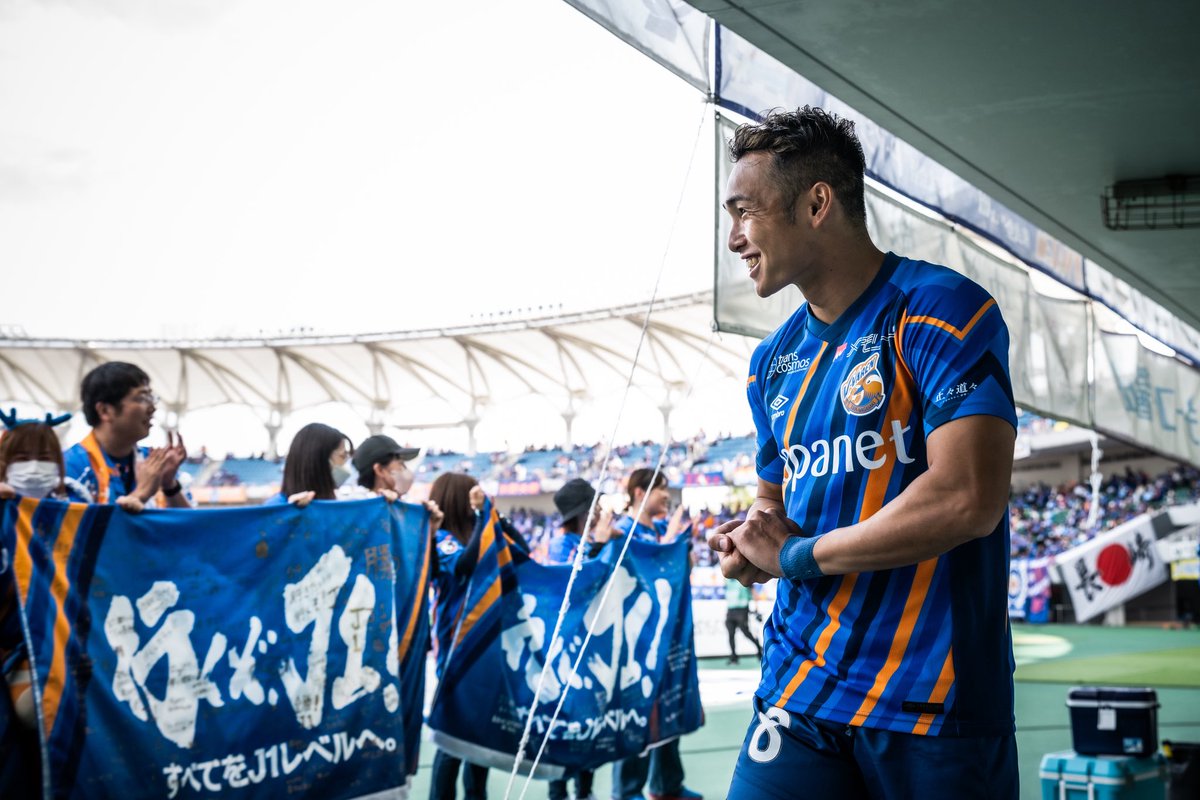 🔷🔶 長崎の盛り上げ隊長。 2023年に加入し、ピッチ内外でクラブを