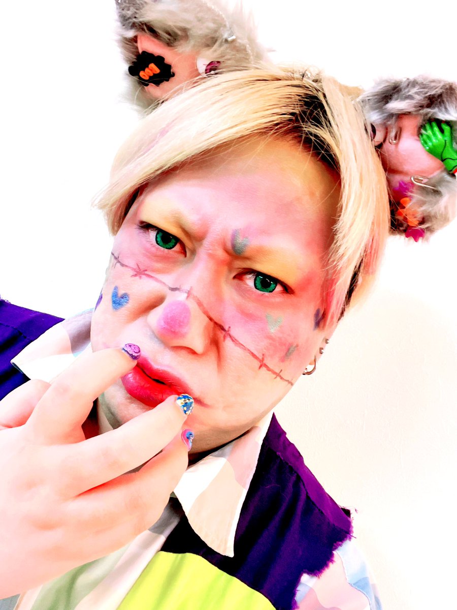 カミサマがニンゲン界に定期的に行くようになっちゃって、ボクがずっと忙しいよぉ〜👿

みんな、ボクのこと、まだ覚えてる〜？？