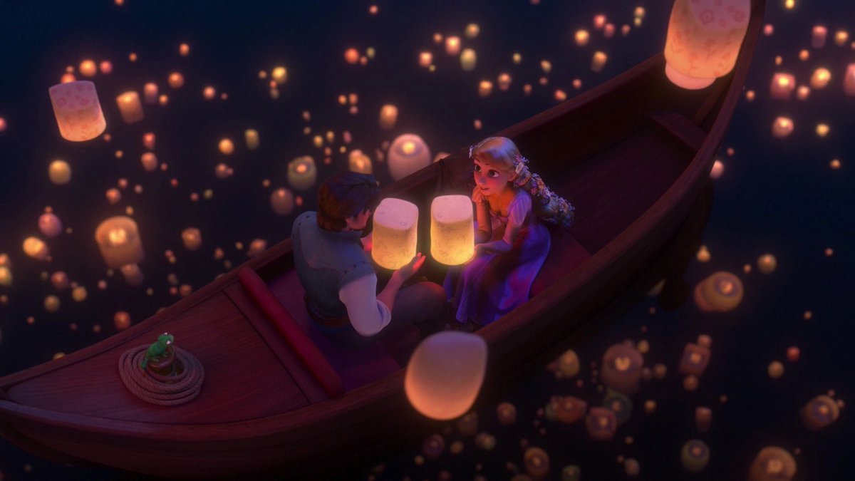 nanis_gr's tweet image. vivo en la noche que fui al bosque a ver luciérnagas con mi novio y me sentí así: