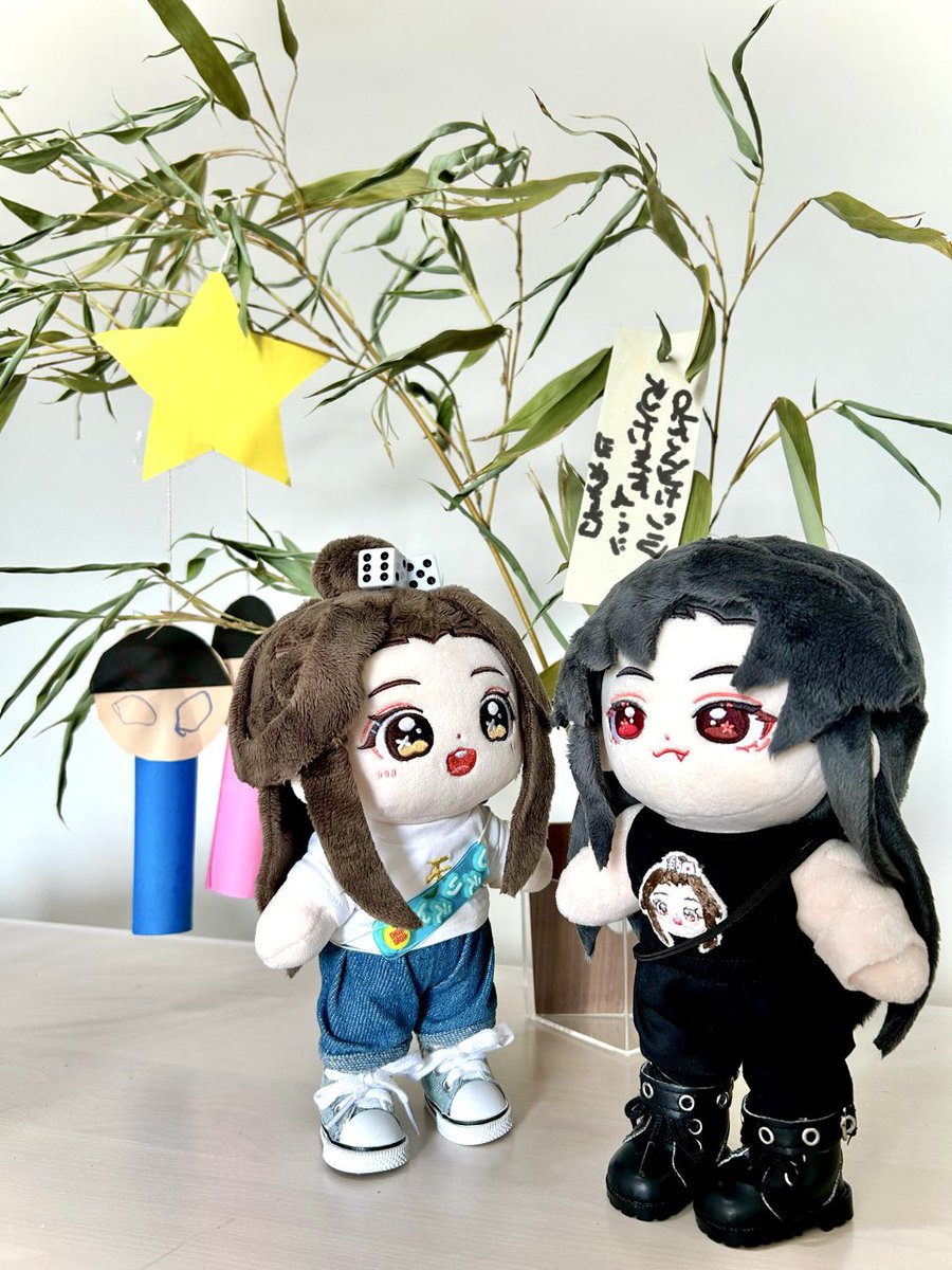 🌸: どんな願い事を書いたんだい？

🦋: 兄さん、読んでもいいよ（照っ）

🌸: ...どんな願い事を書いたんだい？？

天官賜福🤜🏻🫷🏻