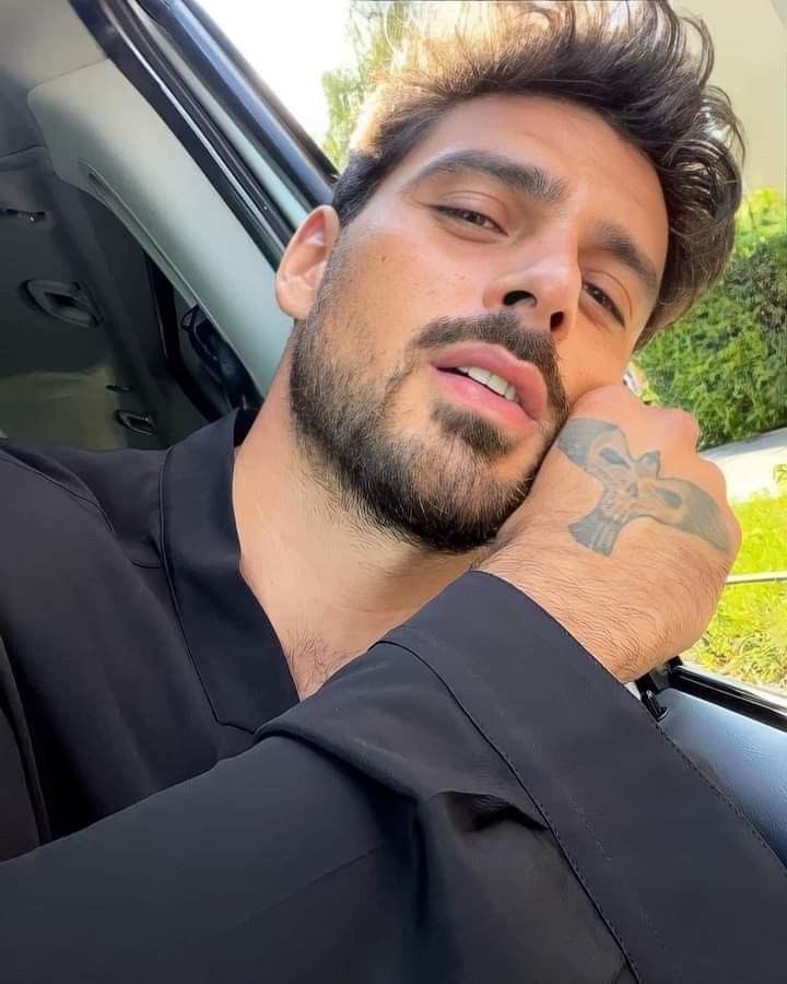 Michele Morrone (@michele_mo13618) on Twitter photo 