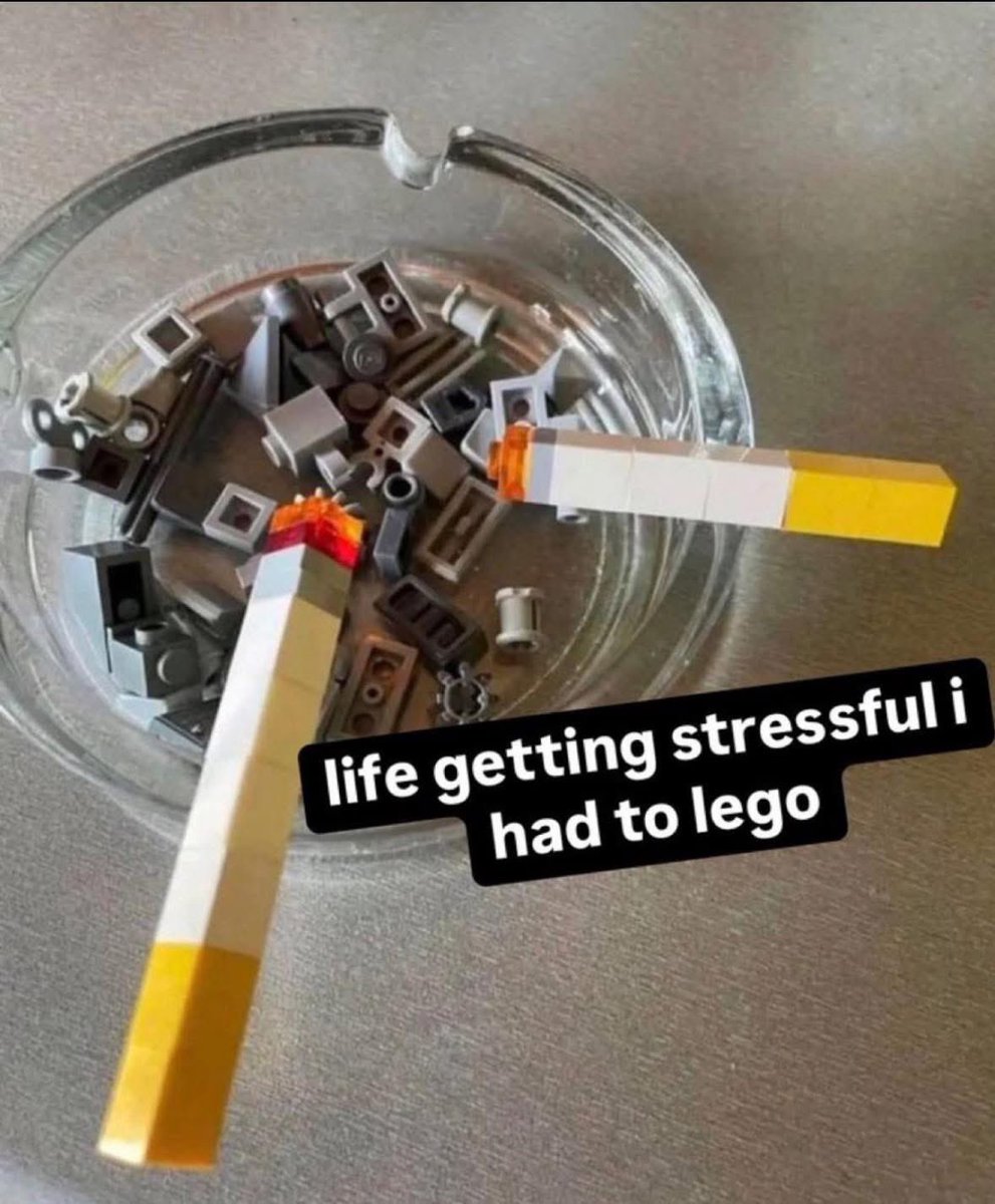 $𝔩𝔞𝔭☃️ (@slvppy) on Twitter photo 