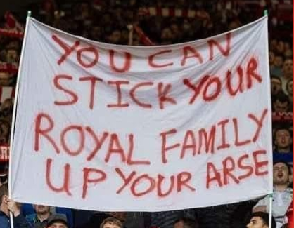Good Evening Britain.....
#AbolishTheMonarchy #Republic
