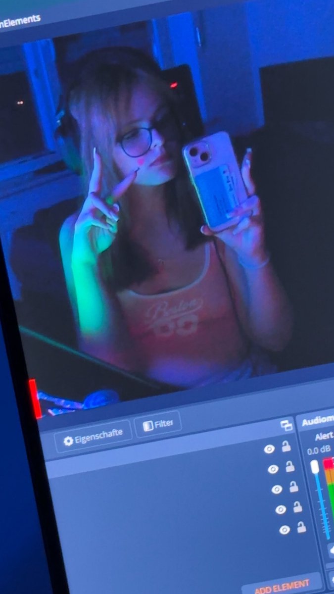live auf twitch nacht grind oder so🫡
twitch.tv/lorafps