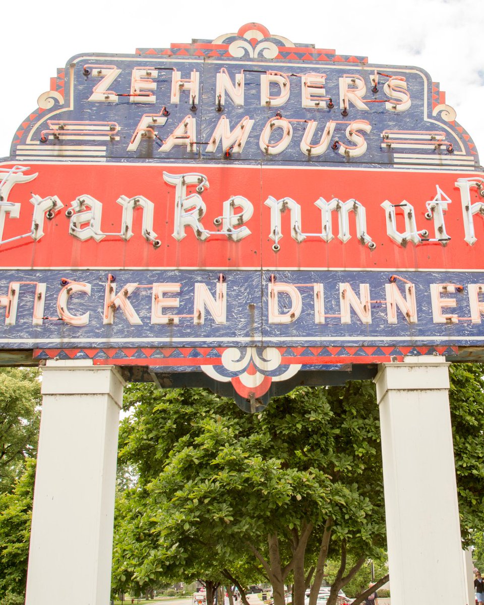 PureMichigan's tweet image. Boats, Bavaria and the best chicken around.
📸 @Frankenmuth