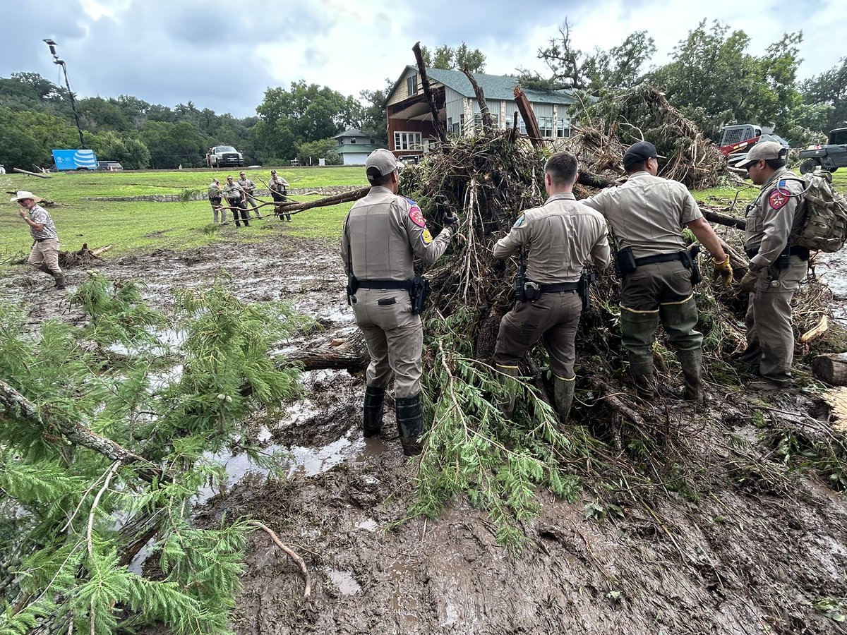 TxDPS's tweet image. DPS teams on the ground and in the sky continue assisting our local partners in Kerr County with rescue and recovery efforts today in the wake of catastrophic flooding.