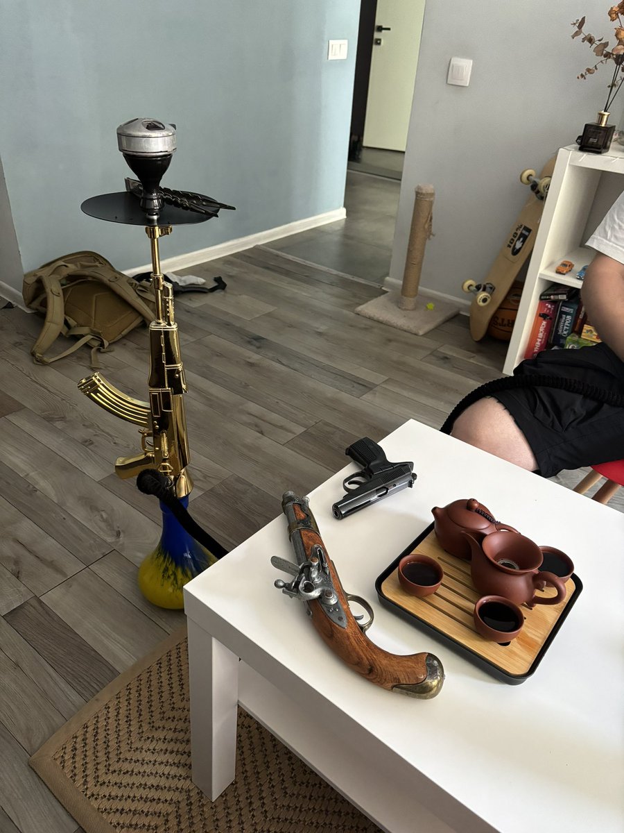 tatar044ka's tweet image. 9 років не курила кальян, але такий гріх не покурити
