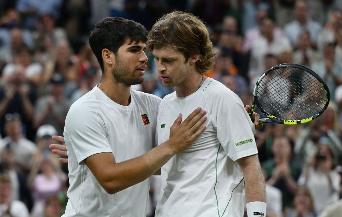 rubleved's tweet photo. The difference between Rublev during this Wimbledon, compared to this time last year (he admitted it was his lowest moment) is HUGE. I hope he realises just how much progress he’s made and that he’s proud of himself 🤍 https://t.co/YcXdxZzReL
