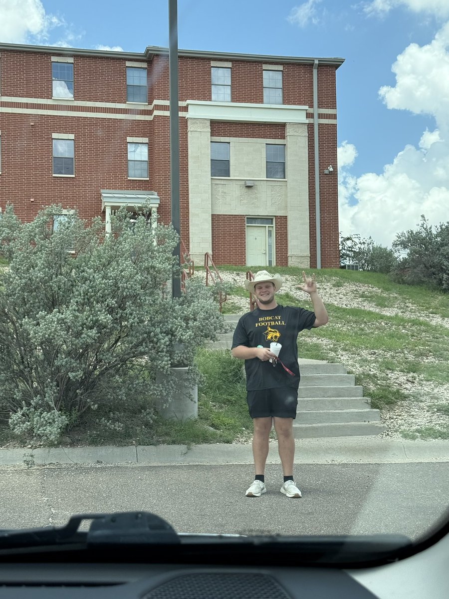 Left a piece of my heart in the Pine’. Cannot wait to see where he goes from here. 

<a href="/ShawStutzman75/">Shaw Stutzman</a> proud of the man you are and who you are becoming. Go be great. 

Romans 8:18 

#VamosBos