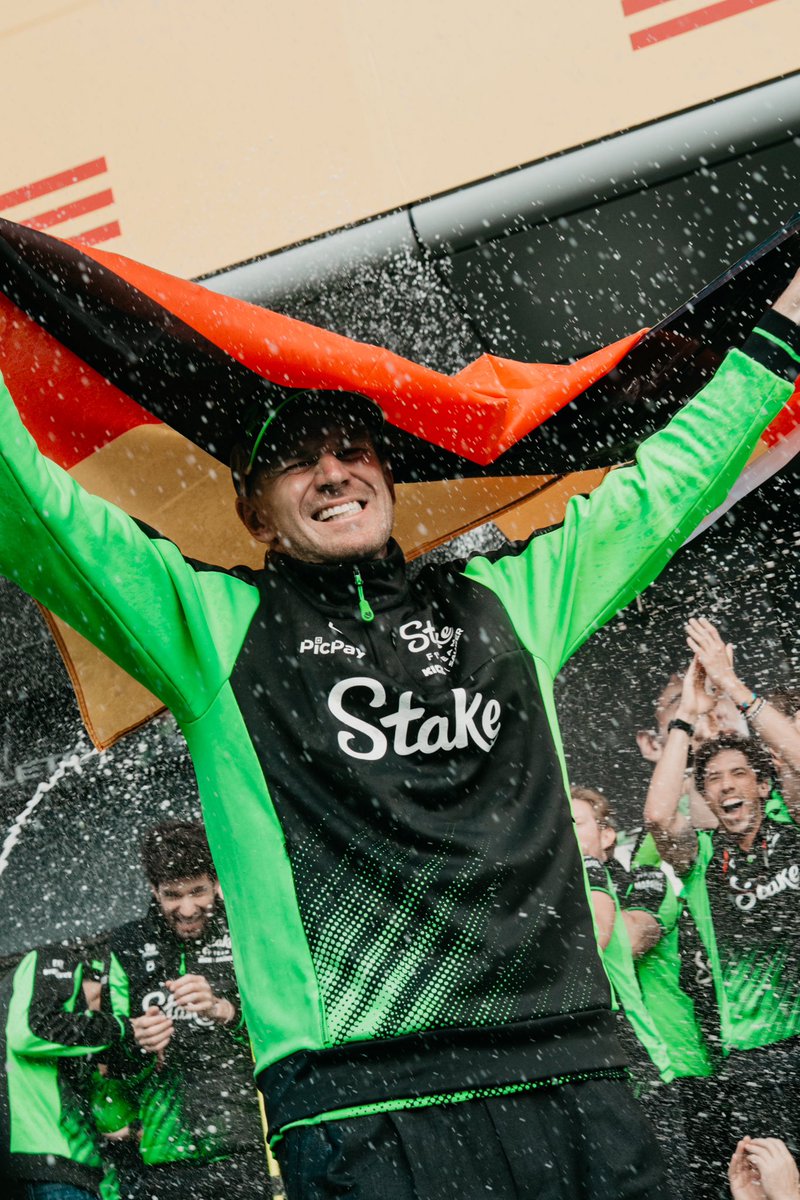 stakef1team_ks's tweet image. That smile says it all 🤩

#BritishGP 🇬🇧