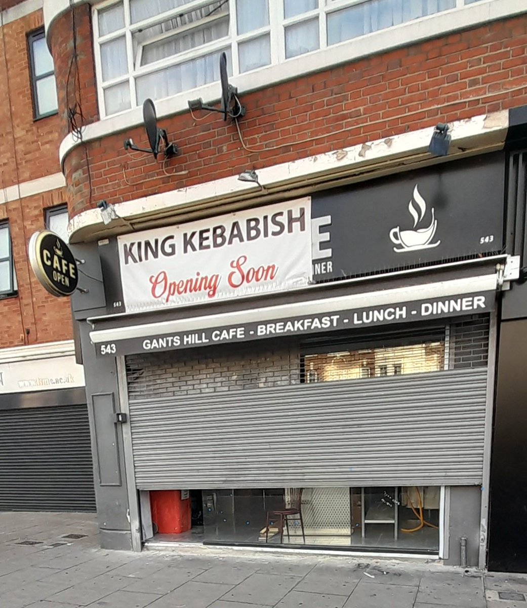 MarkJonesy84's tweet photo. @MrCracknell 
Gants Hill cafe goes and we get King Kebabish instead- just what we needed! https://t.co/5DJT8VNd7K