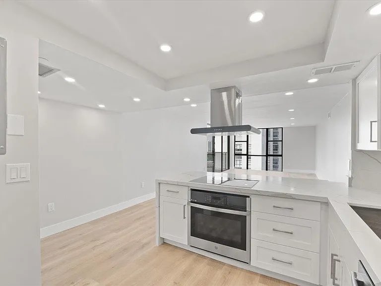 RobinMorla's tweet image. Excited to congratulate my amazing client on the purchase of their waterfront condo in Aventura, Florida!

Big thank you to Sofia Amar for all the help and support throughout the process! 

Wishing my client all the best in their beautiful new home!

#Clear2Close #AventuraCondo