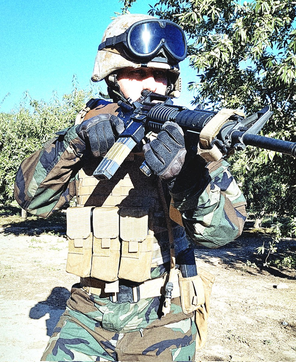 Brandon 🇺🇸 🇨🇭 (@voidslayeros) on Twitter photo 