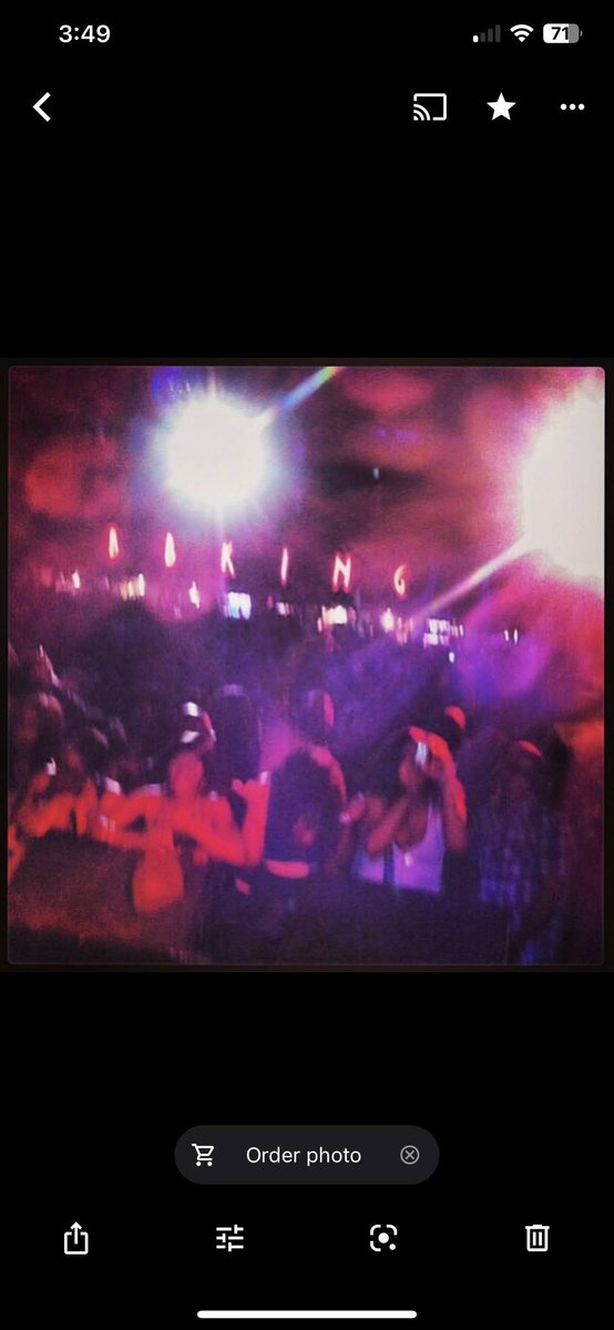 TaEDoN24o6's tweet image. U KNOW HOW MUCH FUN I HAD IN VIP WHILE RAPPERS FEARED FOR THEY LIFE IN THE CLUB!? (ME &amp;amp; BROBRO FELL OFF THE BACKSTAGE!)🤣🤣🤣🤣🤣🤣🤣🤣🤣🤣 #VIPTAE #BBKINGS