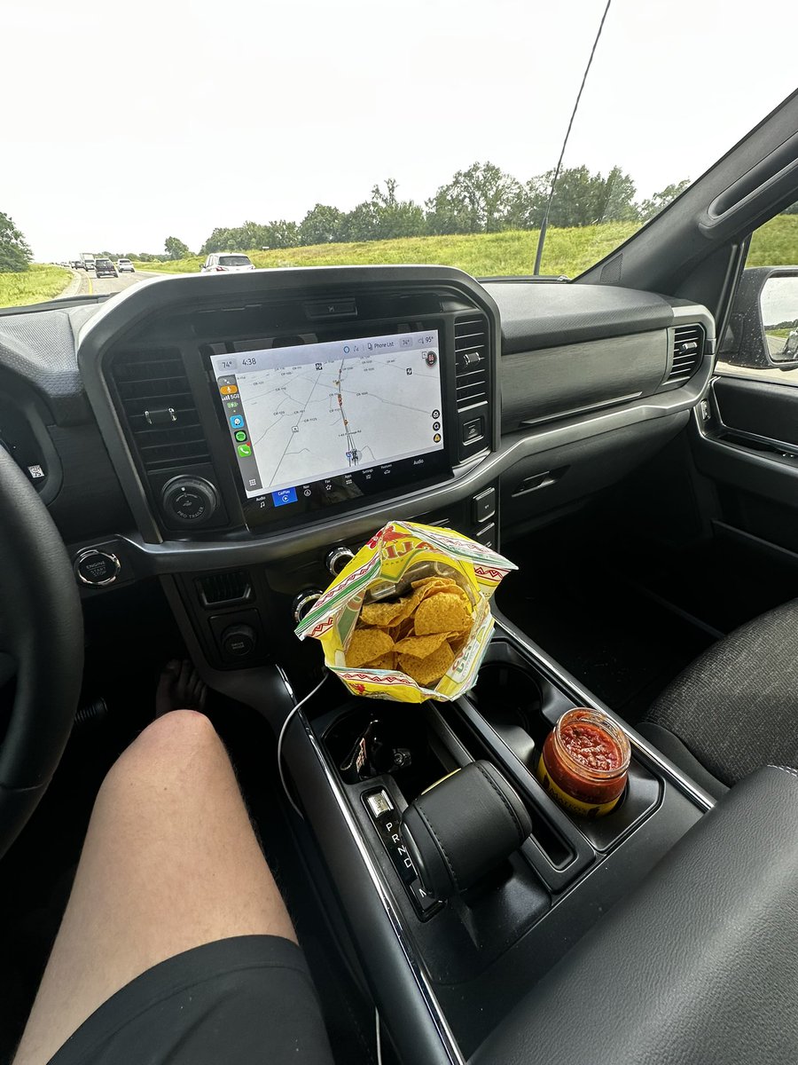 lankretard's tweet image. Can’t beat it with a god damn stick #explode