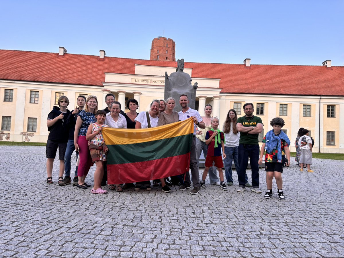 RKacinskas's tweet photo. Back in my beloved #Vilnius. 🇱🇹 What a wonderful evening celebrating State Day with a unique Lithuanian tradition—Lithuanians around the world gathering to sing the National Anthem together. A powerful moment of unity and pride! 
💛💚❤️ #Lithuania #StateDay #TautiškaGiesmė https://t.co/chfOfGMLIA