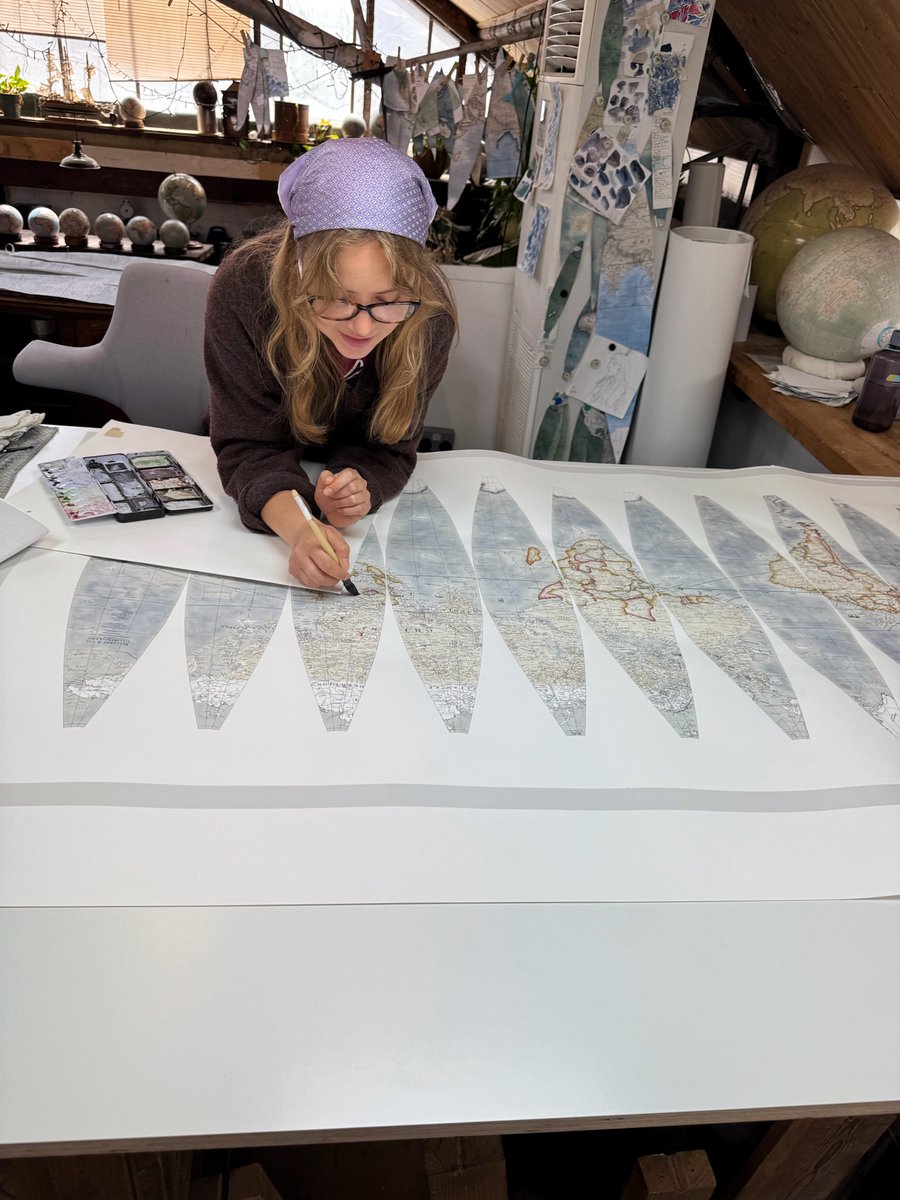 Bellerby & Co Globemakers (@globemakers) on Twitter photo A special commission for a set of gores - being hand painted for framing on a wall. There are over 200 hand illustrations dotted throughout the land and sea.
instagram.com/p/DLm2UKdNRMO/… A special commission for a set of gores - being hand painted for framing on a wall. There are over 200 hand illustrations dotted throughout the land and sea.
instagram.com/p/DLm2UKdNRMO/…