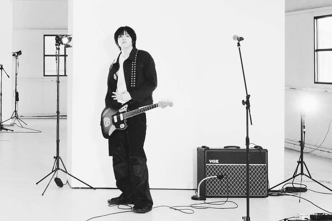 Just a man and his guitar 🎸