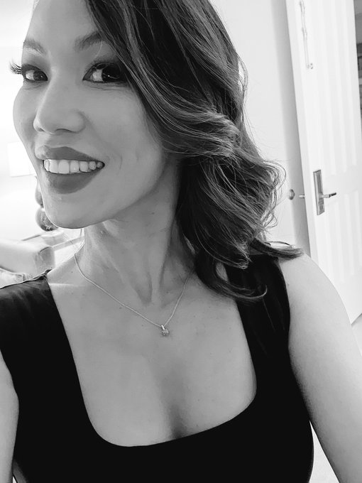 Watch Kalina Ryu's leaked NSFW photo on TwXstars