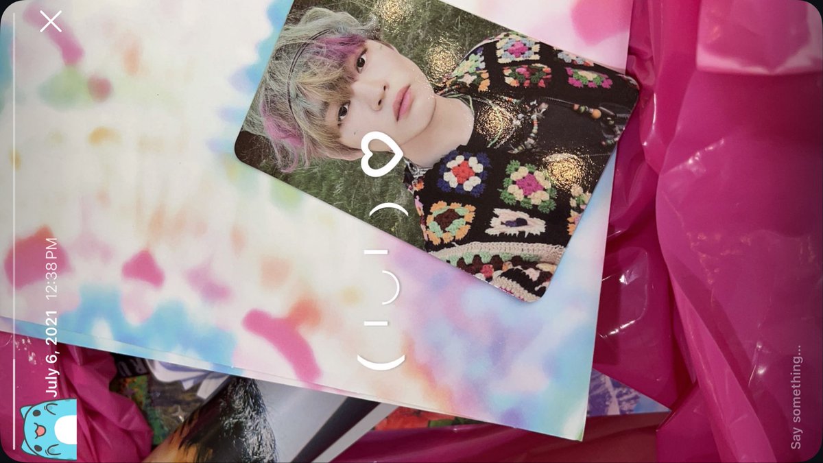 4년전 오늘 . . 책임져 천러 직캠을 보고 또 보고 또 보다가 어느새 드림 앨범을 샀는데 마침 또 천러 포카가 나와서 이거 완전 운명아니냐며 천프의 길을 걸었으나 그 이후론 1트만에 최애 나온 적 없다는 초심자의 행운 스토리 . . 🙃