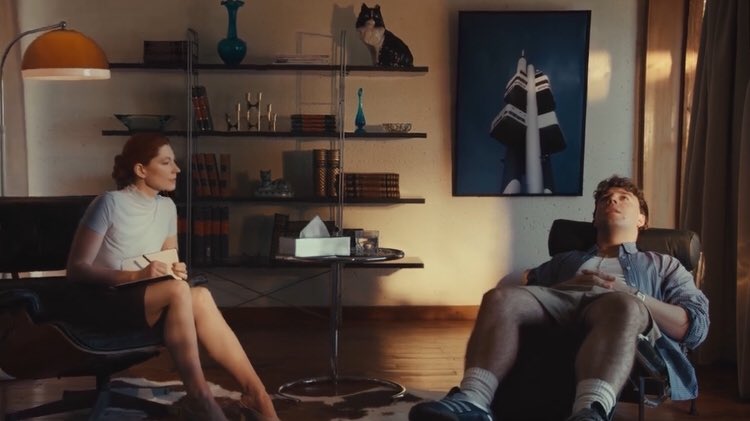 Yo después de escuchar la nueva canción de Quevedo