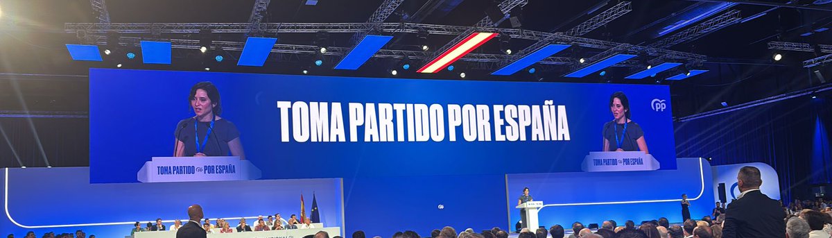 asored_24's tweet photo. Gracias @NunezFeijoo @Mtelladof @cucagamarra @MGuardiolaM @acavacasillas @alferma1 por dedicar unos minutos en #21CongresoNacionalPP a conocer las circunstancias de los Oficiales de Complemento Reservistas de Especial Disponibilidad. https://t.co/TnrQDDEeFk