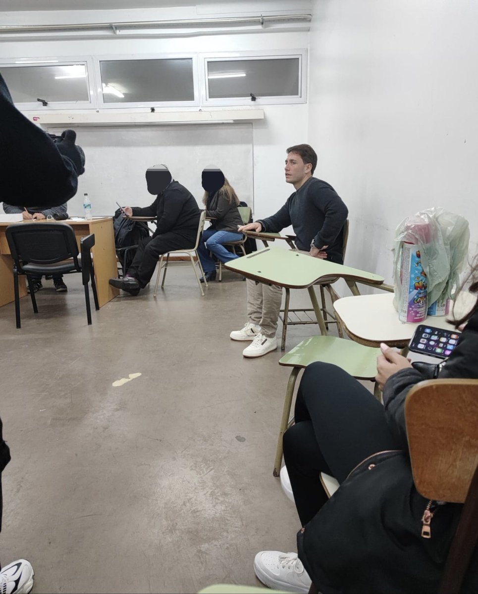 Momo la próxima vez recibite en bicicleta así no pierdo tiempo