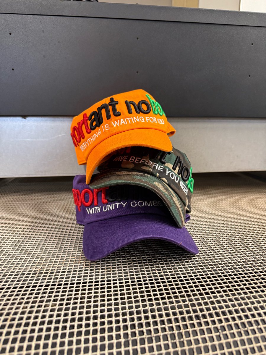 INMYSALMON (@yzareyez) on Twitter photo Important Nobodies By A Selective Group Of Nobodies Important Nobodies By A Selective Group Of Nobodies