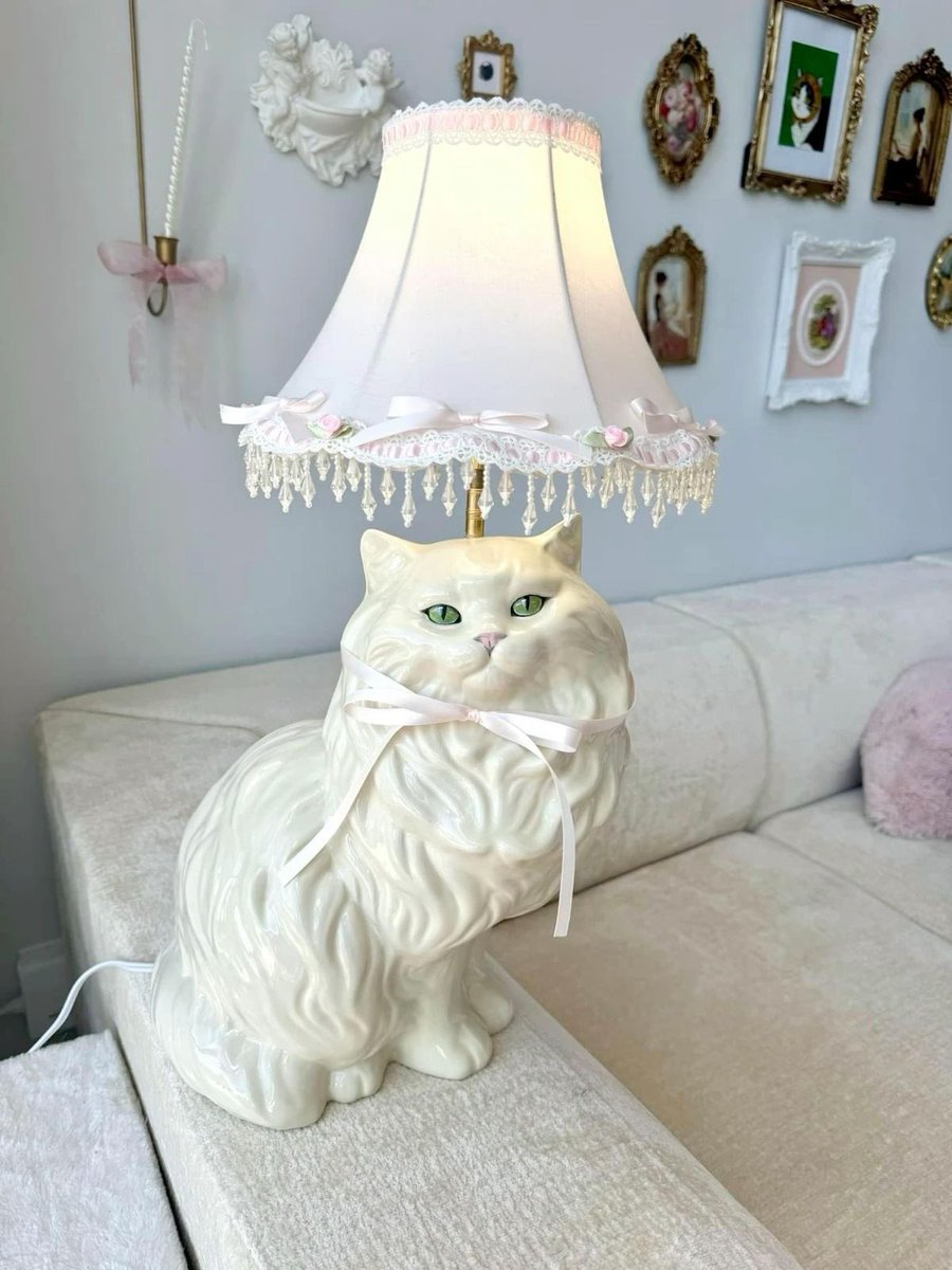 vintage kitty lamp 🎀