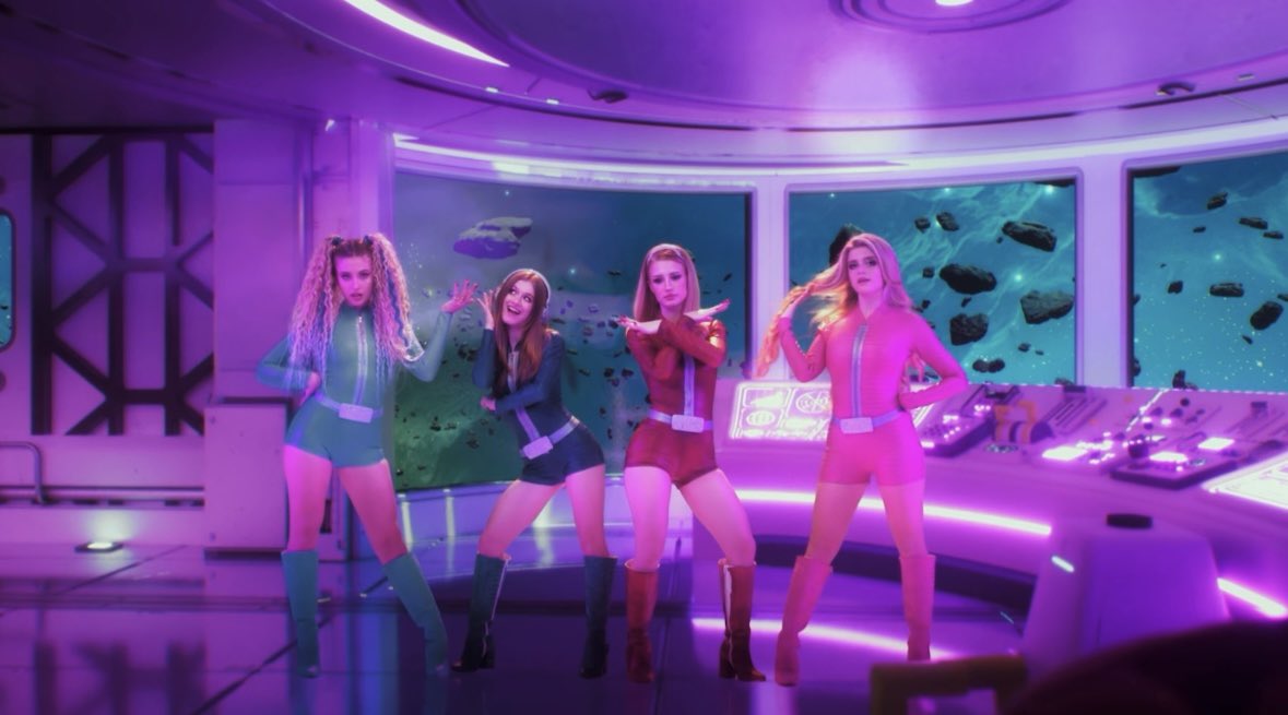 K4OS_UNIVERSE's tweet image. K4OS para el video musical de ‘PUSH4FUN’