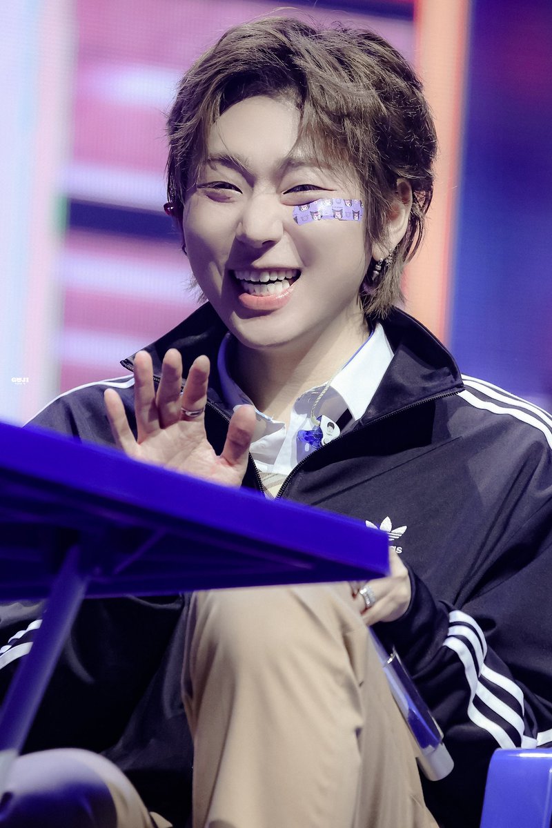 25.07.06🔸#ZICO_COMvenience

동네오빠,,<a href="/zico_koz/">ZICO</a> 

#지코 #ZICO #우지호