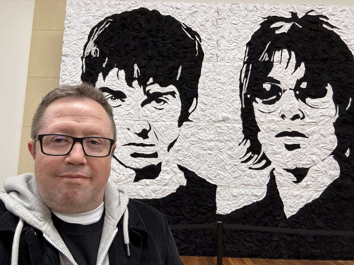 Christopher Beckers π¬π§ π΄σ §σ ’σ ·σ ¬σ ³σ Ώ (@chris_beckers) on Twitter photo I didnβt see Oasis this weekend but here is a picture of me at the Wonder Wall by <a href="/NathanWyburnArt/">Nathan Wyburn Artist</a> I didnβt see Oasis this weekend but here is a picture of me at the Wonder Wall by <a href="/NathanWyburnArt/">Nathan Wyburn Artist</a>