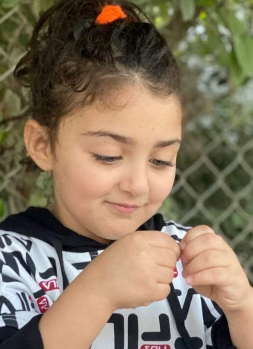 وبعضهم يُزاحم الشمس وقت شروقها.