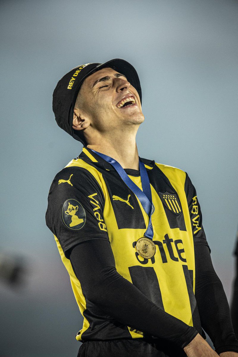 Gracias carboneros.
Disfruten y viva siempre Peñarol💛