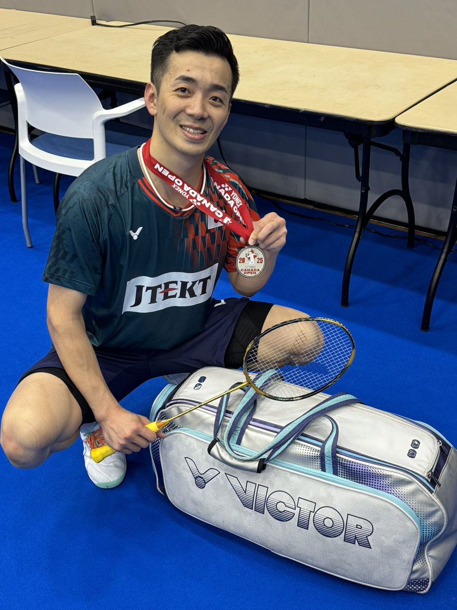 kn11ssb's tweet image. 久々の優勝🥇
嬉しいです!
応援ありがとうございました。
ジャパンオープンに向けて💪💪
Thank you for your support.
Next is the Japan Open.🇯🇵
#感謝
#VICTOR
@victor_japan
#jtektstingers
@jtekt_stingers
@JTEKT_PR
@Vx4power