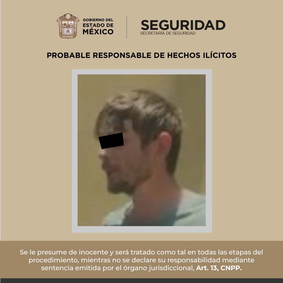 _theinfostream's tweet image. A heavily armed US citizen with CIA identification was arrested in Atlacomulco, State of Mexico.
He was found with two high-powered rifles, four pistols of different calibers, bulletproof vests, night-vision helmets, and tactical gear.
