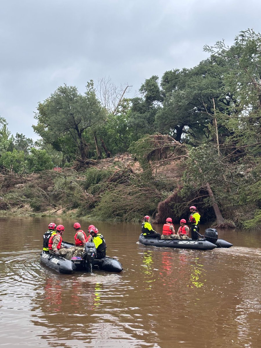 TXMilitary's tweet image. Update: The Texas Military Department's rescue operations have resulted in the successful recovery of 520 individuals. These efforts included 361 air evacuations conducted with UH-60 Black Hawks and 159 ground rescues employing various vehicles and assets.