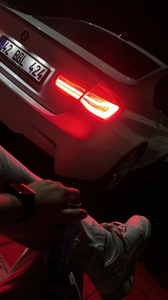 kimseye kötü davranmıyorum,kendimle aram bozuk…