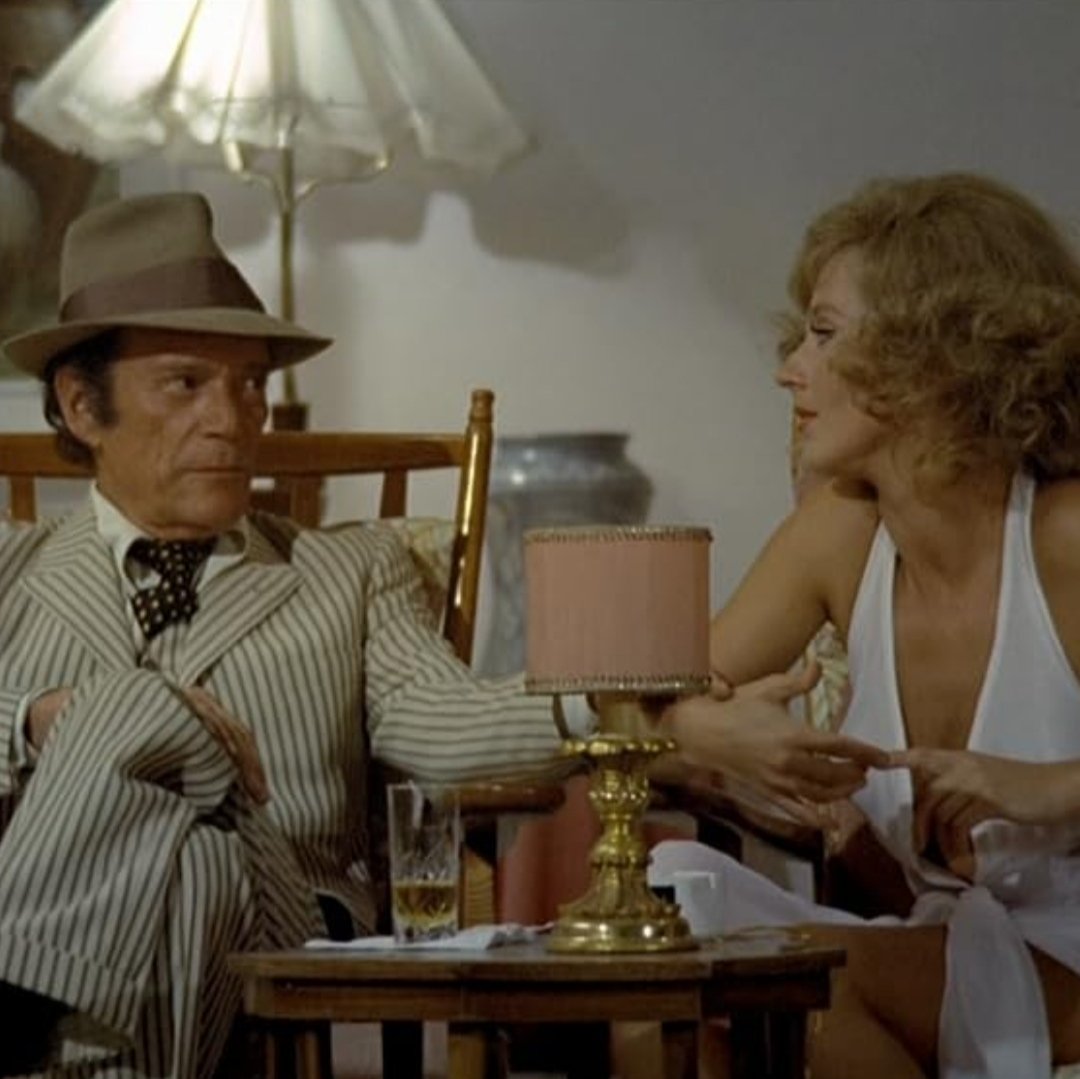 Rigodon61's tweet photo. #Bales2025FilmChallenge
July 7, in hotel

Le scene perfettamente irritanti, sfibranti e  splendidamente insane nell'hotel Bellevue Syrene di Sorrento

Warnung vor einer heiligen Nutte (Attenzione alla puttana santa)
#Fassbinder, 1971
#metacinema https://t.co/0q925kLWte