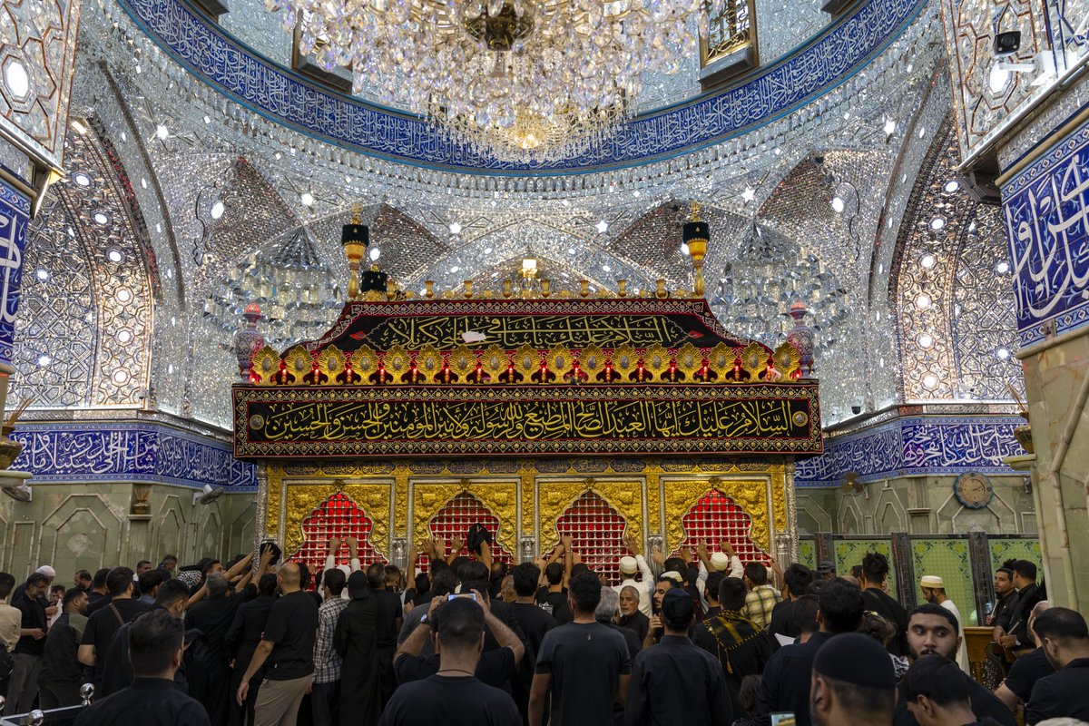 اللهم صل على محمد وآل محمد 
وَافْتَحِ اللَّهُمَّ لَنا مَصارِيعَ الصَّباحِ بِمَفاتِيحِ الرَّحْمَةِ وَالْفَلاحِ... 
#الحسين_نهج
#العتبة_العباسية_المقدسة