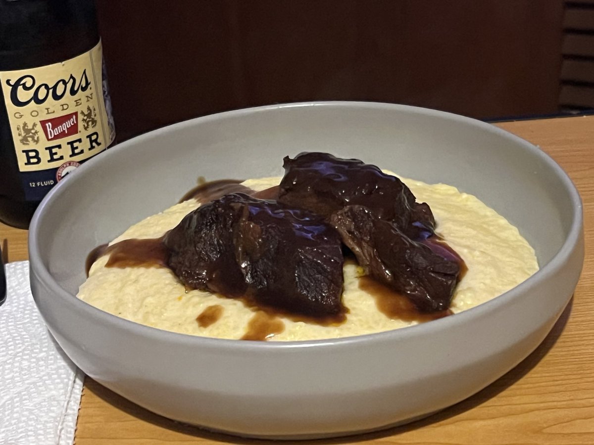 Big Papa King (@bnlking) on Twitter photo Braised short ribs and Parmesan polenta for #twittersupperclub and #mfermeals
<a href="/four4thefire/">Andrew Donaldson</a> <a href="/BrandonDonkey2/">Brandon Hannibal Donkey</a> Braised short ribs and Parmesan polenta for #twittersupperclub and #mfermeals
<a href="/four4thefire/">Andrew Donaldson</a> <a href="/BrandonDonkey2/">Brandon Hannibal Donkey</a>