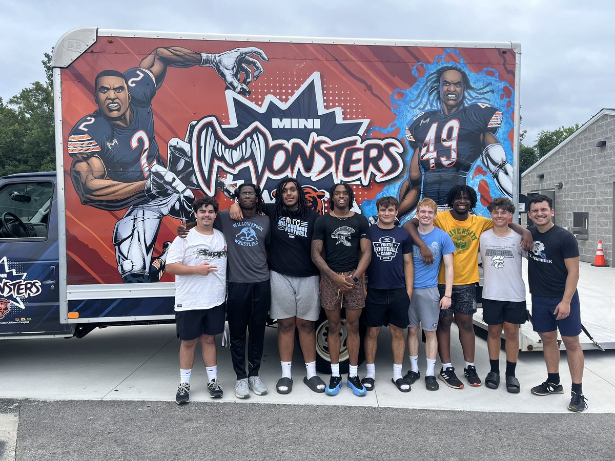 Willowbrook Football (@wbfootball) on Twitter photo Shout out to our guys that helped set up for the <a href="/ChicagoBears/">Chicago Bears</a> <a href="/BearsOutreach/">Chicago Bears</a> Girls Flag & Boys 11On competitions!
It’s going to be a special week at <a href="/WB_ATHLETICS/">Willowbrook Athletics</a>!
MtC Shout out to our guys that helped set up for the <a href="/ChicagoBears/">Chicago Bears</a> <a href="/BearsOutreach/">Chicago Bears</a> Girls Flag & Boys 11On competitions!
It’s going to be a special week at <a href="/WB_ATHLETICS/">Willowbrook Athletics</a>!
MtC