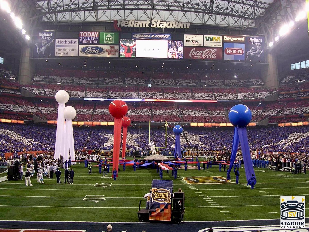📍NRG Stadium, Houston, TX — before Super Bowl XXXVIII (2004) between the New England Patriots &amp; Carolina Panthers.
Home to the Houston Texans &amp; Houston Livestock Show and Rodeo.
🏟️ Opened: 2002 | Capacity: 72,220
⚽️ Site of the 2025 CONCACAF Gold Cup Final

#HoustonTexans #NFL